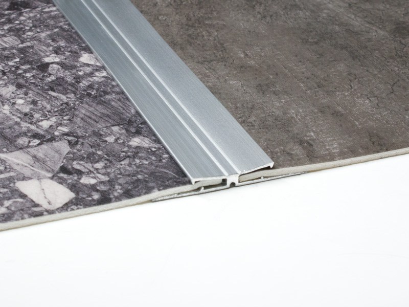 ダブルパンチ（S）シルバー｜商品一覧｜ヤスダインテリアサプライ株式会社