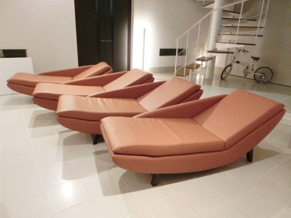 株式会社横戸建設｜ヒーリングストーンカウチ｜岩盤浴家具