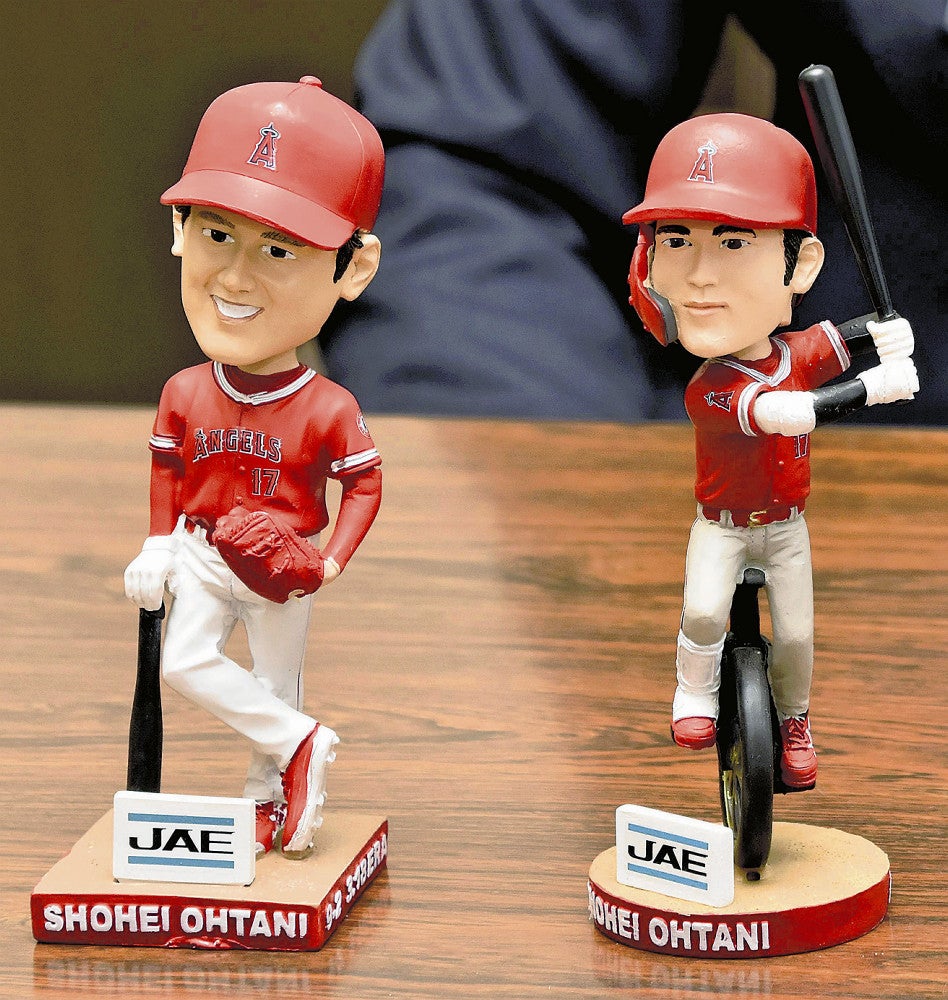 あの「大谷翔平の首振り人形」、新庄に22体寄贈 : 読売新聞