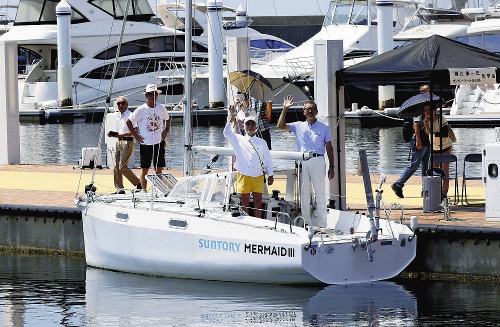 世界最高齢で太平洋横断した堀江謙一さんの愛艇、母港に寄贈…「ここは