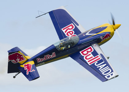 TEAM | YOSHI MUROYA | OFFICIAL SITE 室屋義秀の公式ホームページ