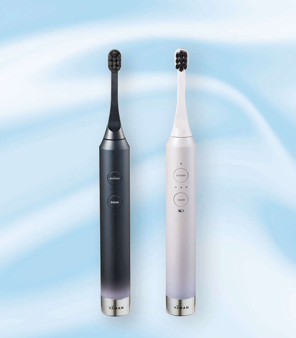 歯磨きしながら表情筋ケア「オーラルリフト」｜ヤーマン株式会社