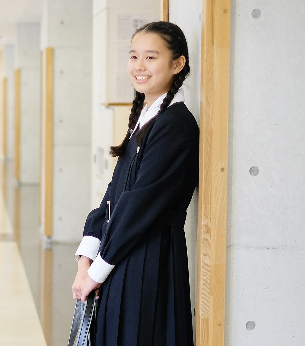 制服 | 学園生活 | 山脇学園中学校・高等学校