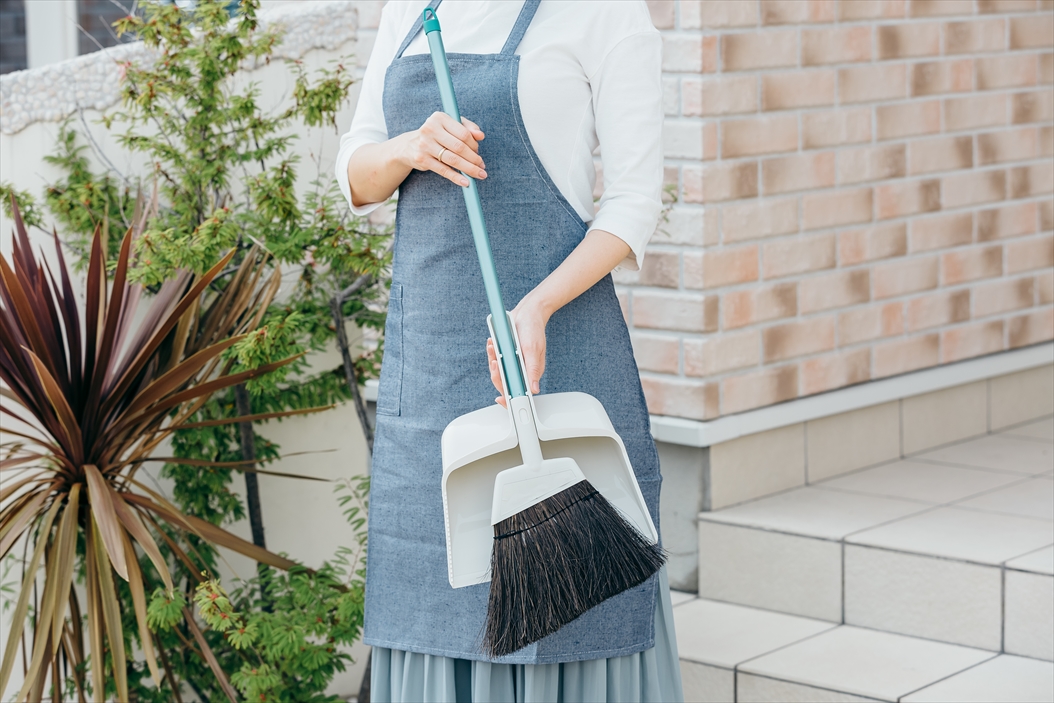 2989.jp+ ホームダストウィズ | 山崎産業株式会社 家庭用品事業