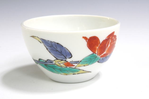 柳瀬美術店 / 13代酒井田柿右衛門「濁手山茶花文ぐい呑-5」共箱