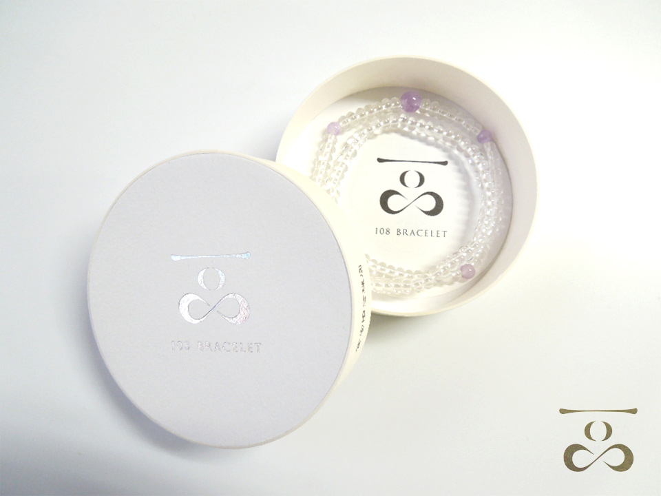 一品(ひとしな)】108ブレス「水晶×藤雲石」 お数珠の安田念珠店へ