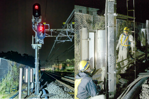 信号機柱・通信柱・補強金具 | ヨシモトポール株式会社