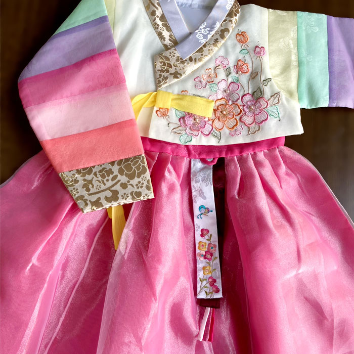 チマチョゴリセットyヘウン(身長85～95cm 3号サイズ) セット 夢市場