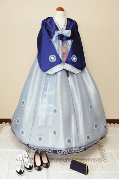 66_チマチョゴリレンタル韓服化繊_バスト74～84cm_身長+靴高さ162