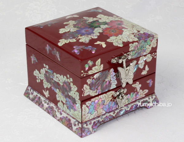 韓国漆螺鈿宝石小物入れ花蝶 螺鈿漆器 螺鈿 高級 螺鈿細工 宝石箱 花