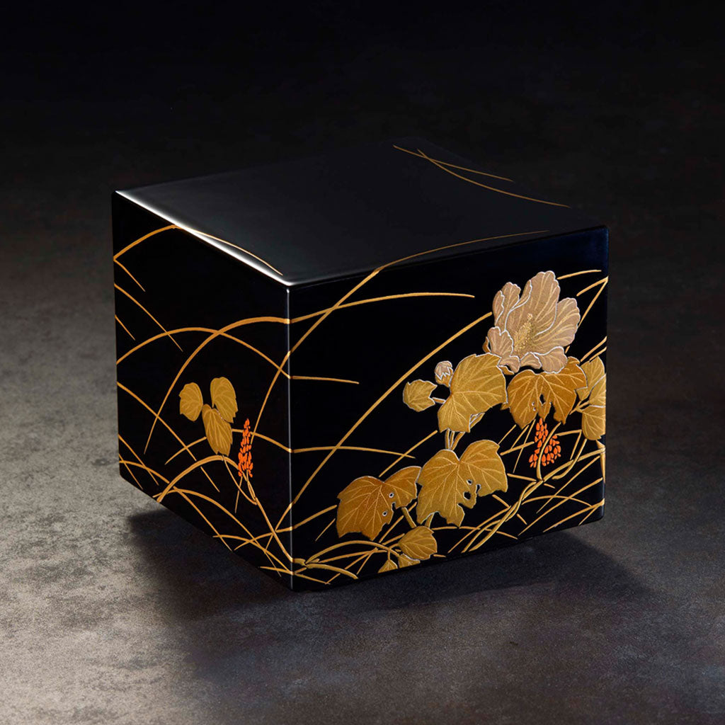 秋草に月蒔絵 被蓋内二段宝石箱 – 象彦 公式オンラインショップ