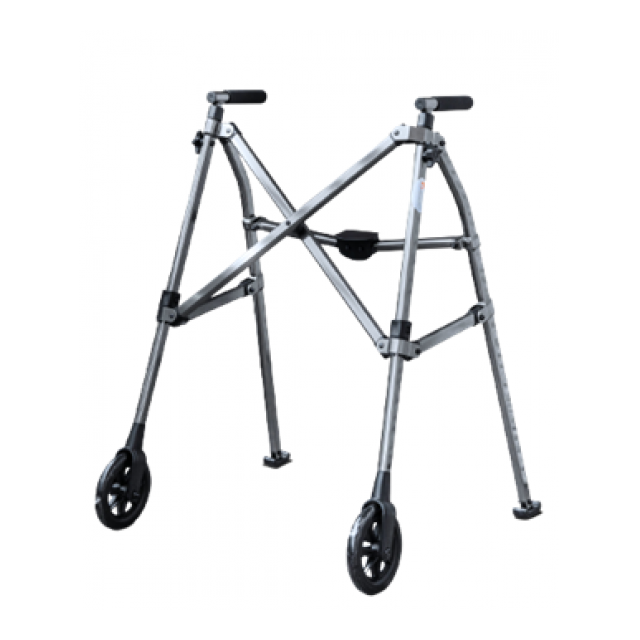 リハビリ用歩行器「ナイスウェイウォーカー」日本初* 1台2役の機能搭載