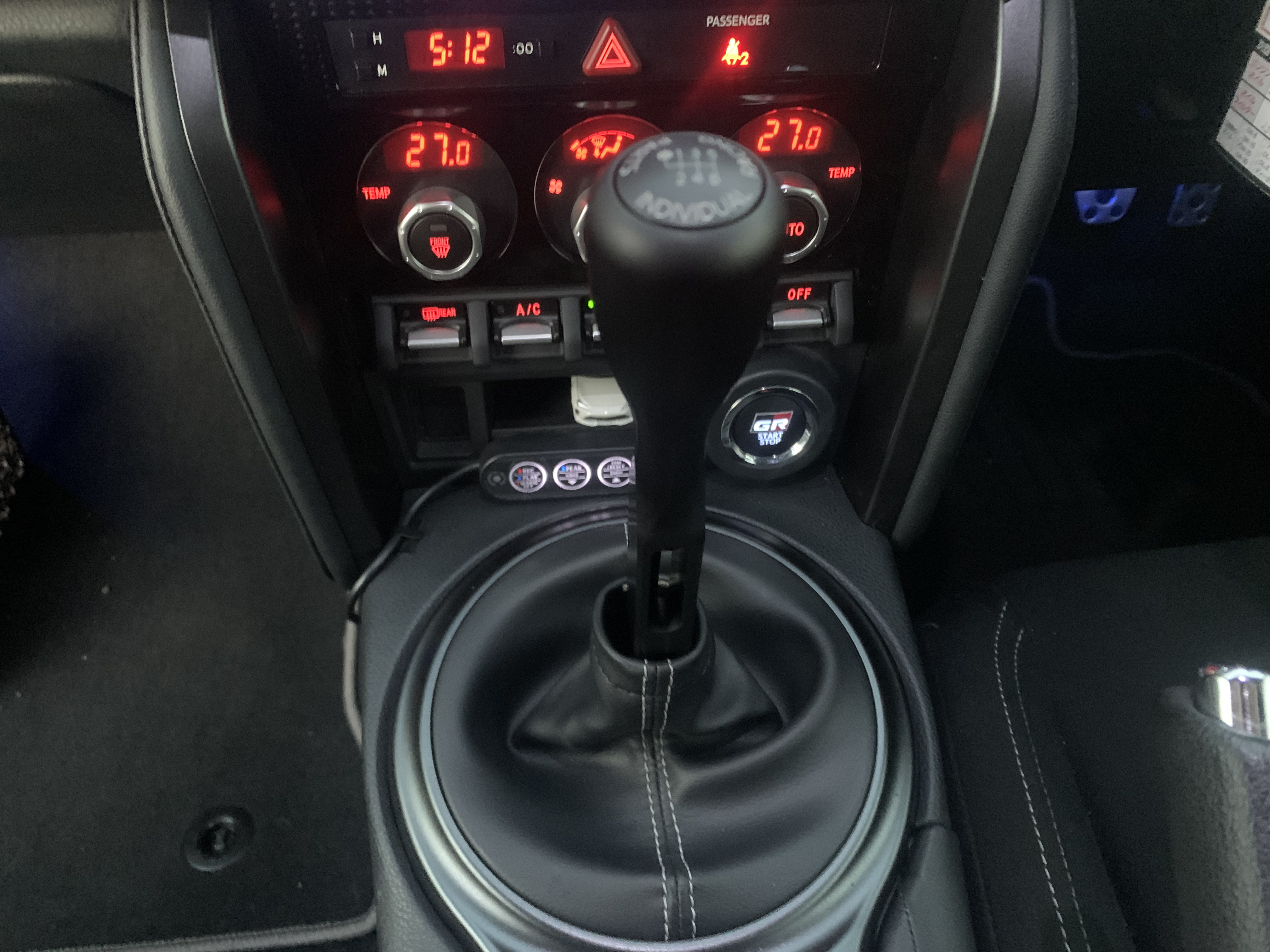 ZN6 86 IRPスポーツシフター取付 - ZEROMAX