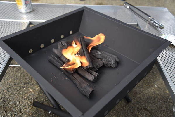 格安BBQコンロでも十分！ホールアース(Whole Earth)の焚き火台