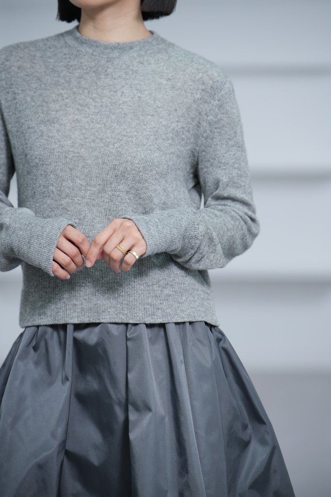 Tops｜SHE Tokyo online shop