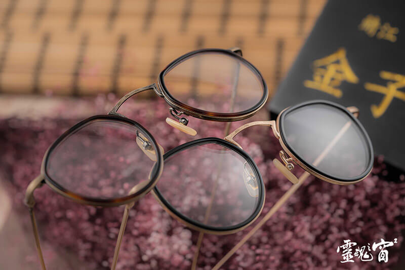 KV63 - 靈魂之窗::眼鏡公司與驗光所- 復古鏡框雕花迷人質感| 日本眼鏡
