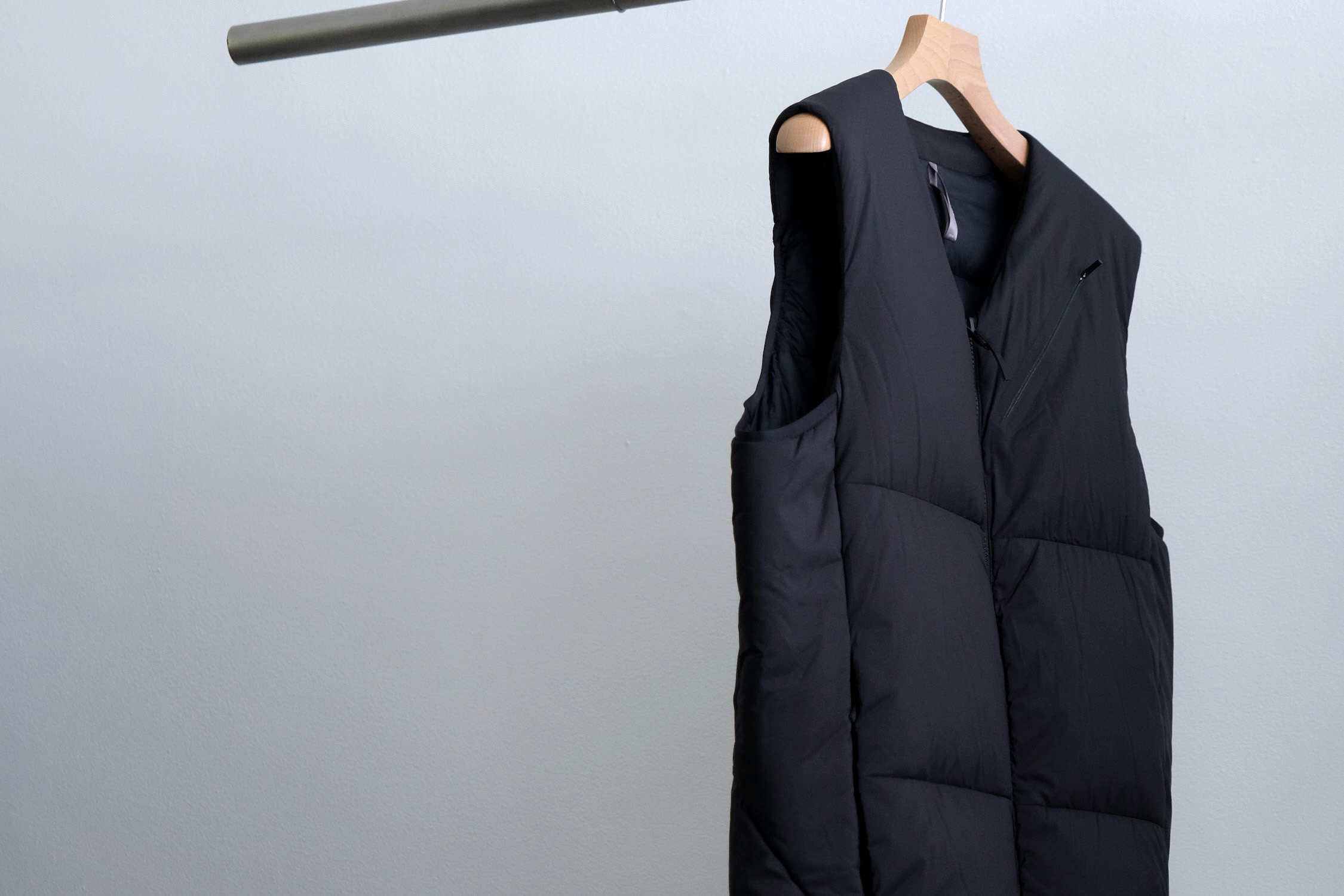 CONDUIT DOWN VEST - WUNDER