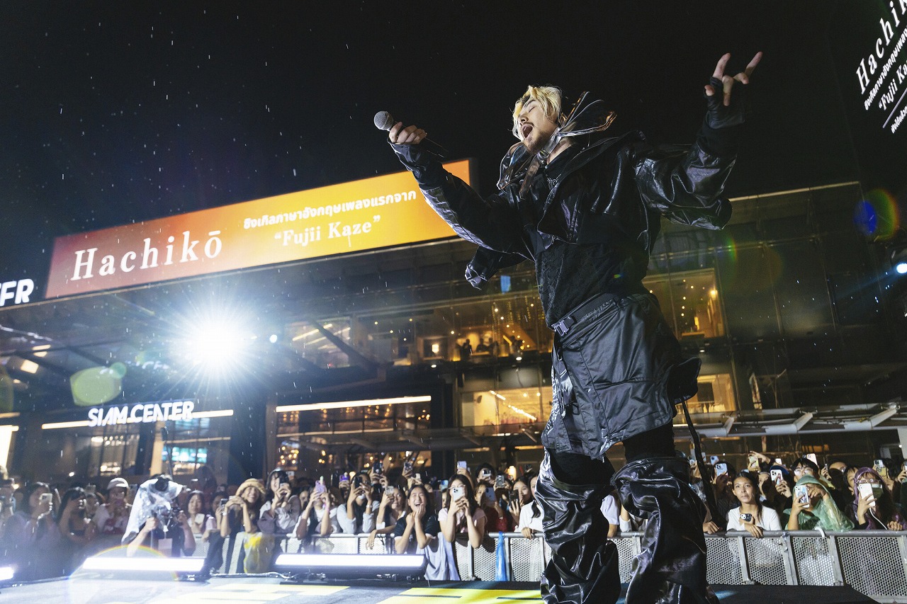 プレスリリース】藤井風、サプライズ訪問でバンコクを熱狂の渦に