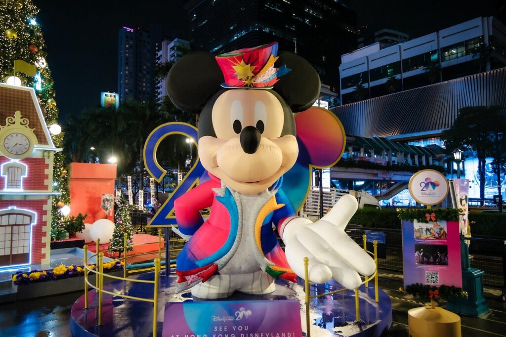 バンコクのセントラルワールドが「ディズニーランド」に一変？！ 名物