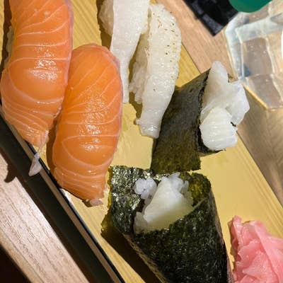 立ち食い寿司＆牡蠣・ワイン すしまる 天王寺MIO店（天王寺/寿司