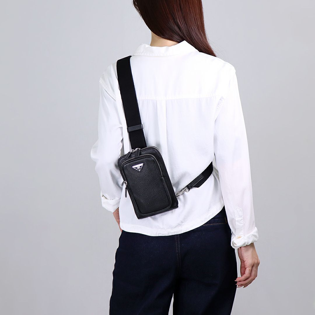 プラダ ウエストバッグ 【TESSUTO MONTAGN】 2VL977 2DMG ブラック