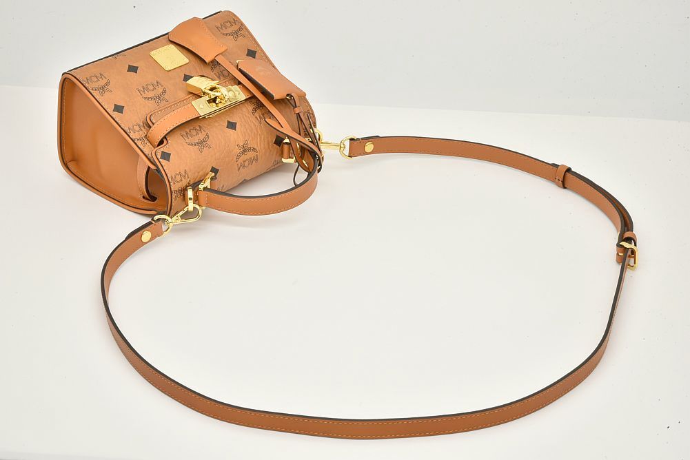 駅南やまご質店オンラインショップ / エムシーエム MCM ヴィセトス