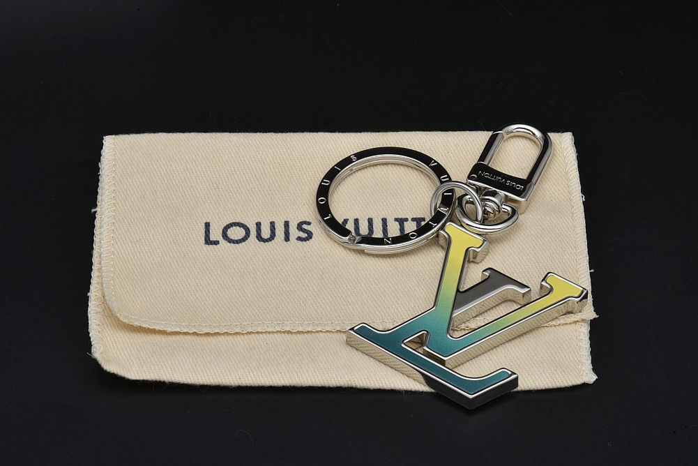 駅南やまご質店オンラインショップ / ヴィトン ポルト クレ LVスポット