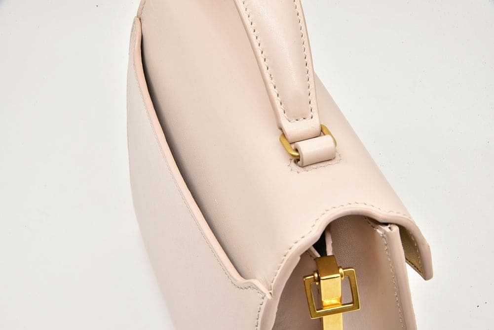 駅南やまご質店オンラインショップ / サンローラン カサンドラ トップ