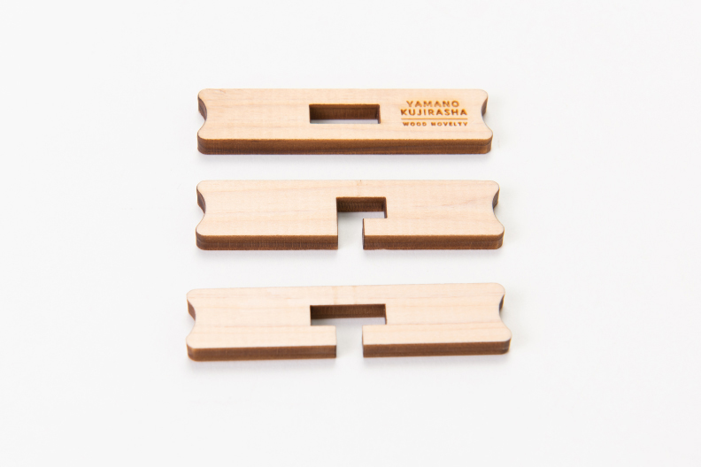 立体知恵パズル 木のノベルティ・OEM 山のくじら舎