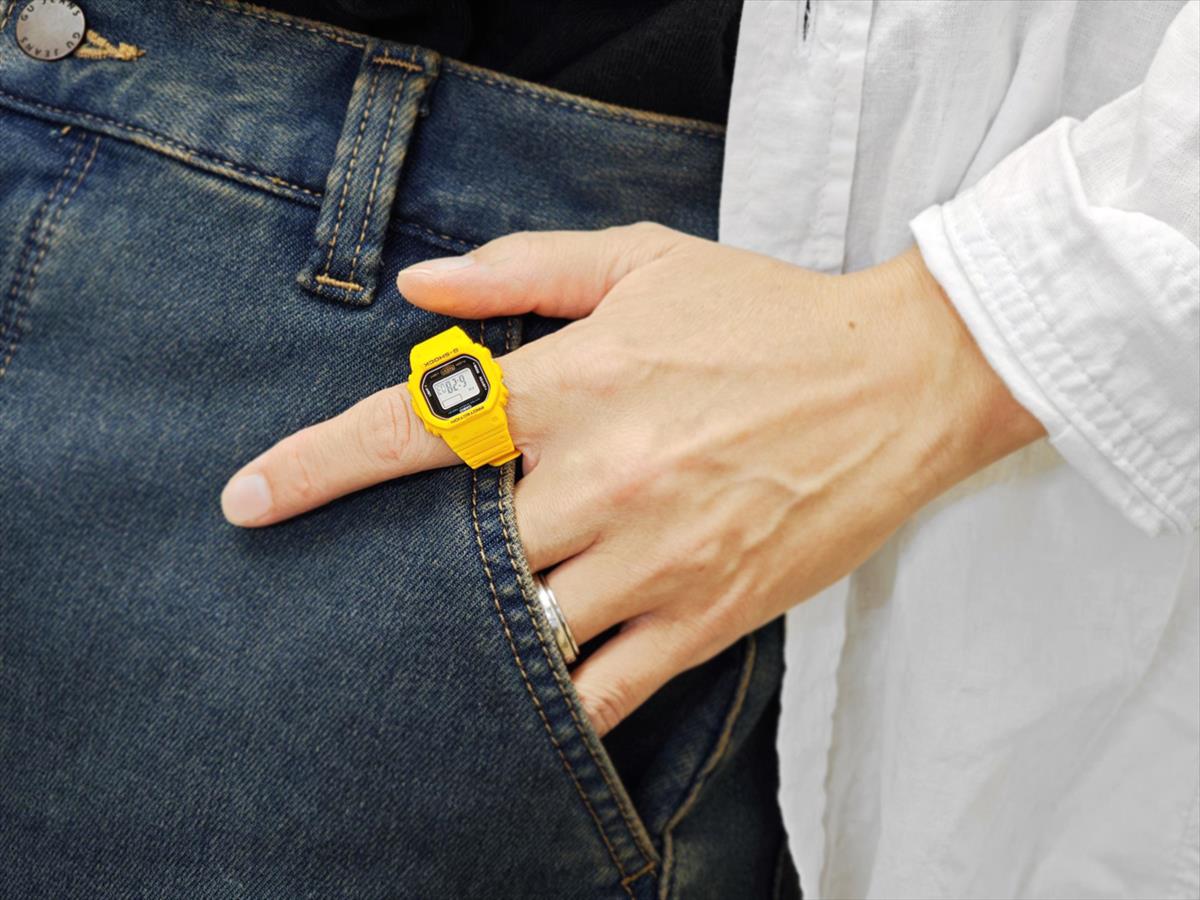 カシオ G-SHOCK nano DWN-5600-9JR 1/10サイズ ミニスクエア 20気圧