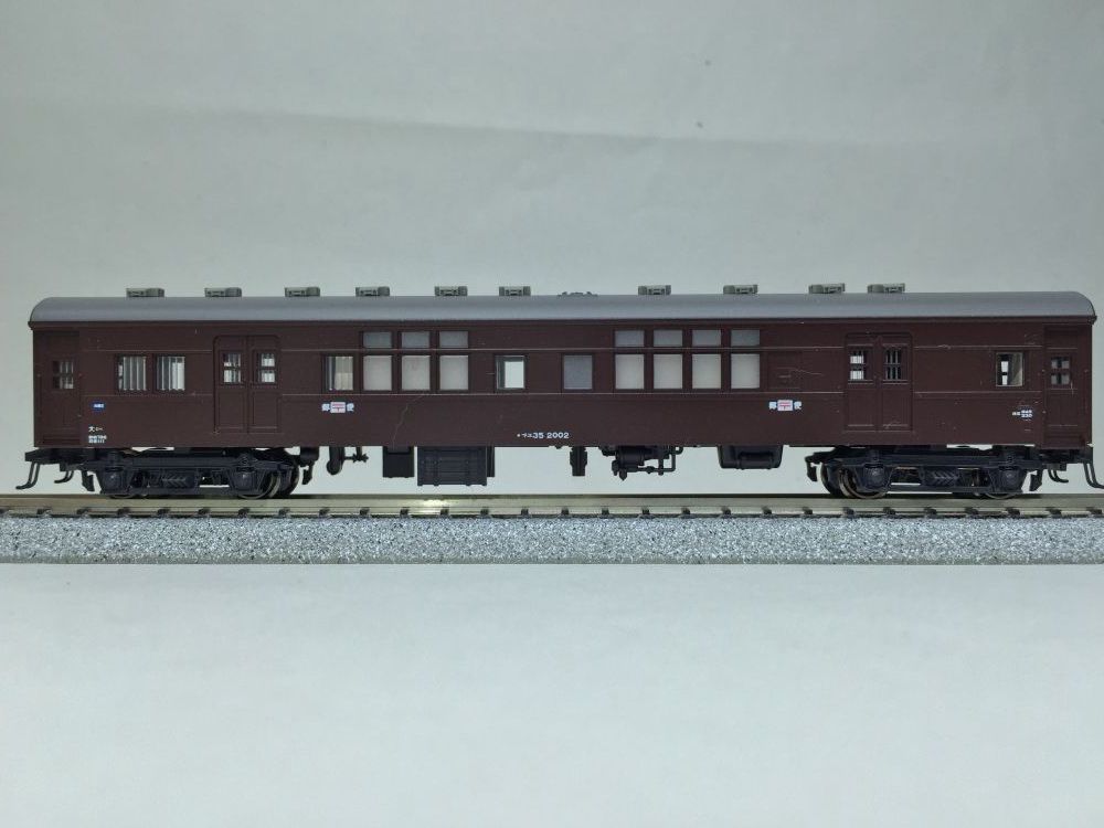 寝台急行「つるぎ」基本・増結セット 入線です。KATO 10-1387/10-1388