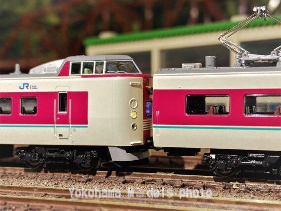 381系 「ゆったりやくも」6両セット を弄る。その3 9両編成化 KATO 10