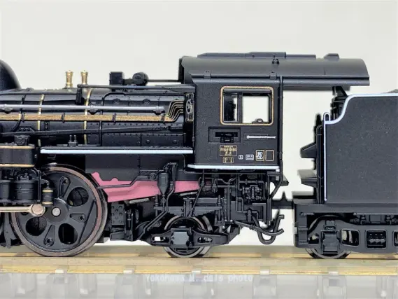 C57 1号機が入線しました。KATO 2024-1 やまぐち号やSL北びわこ号に