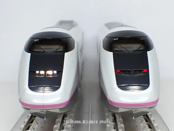 E3系秋田新幹線 ありがとうこまち ラッピングが入線しました。KATO 10