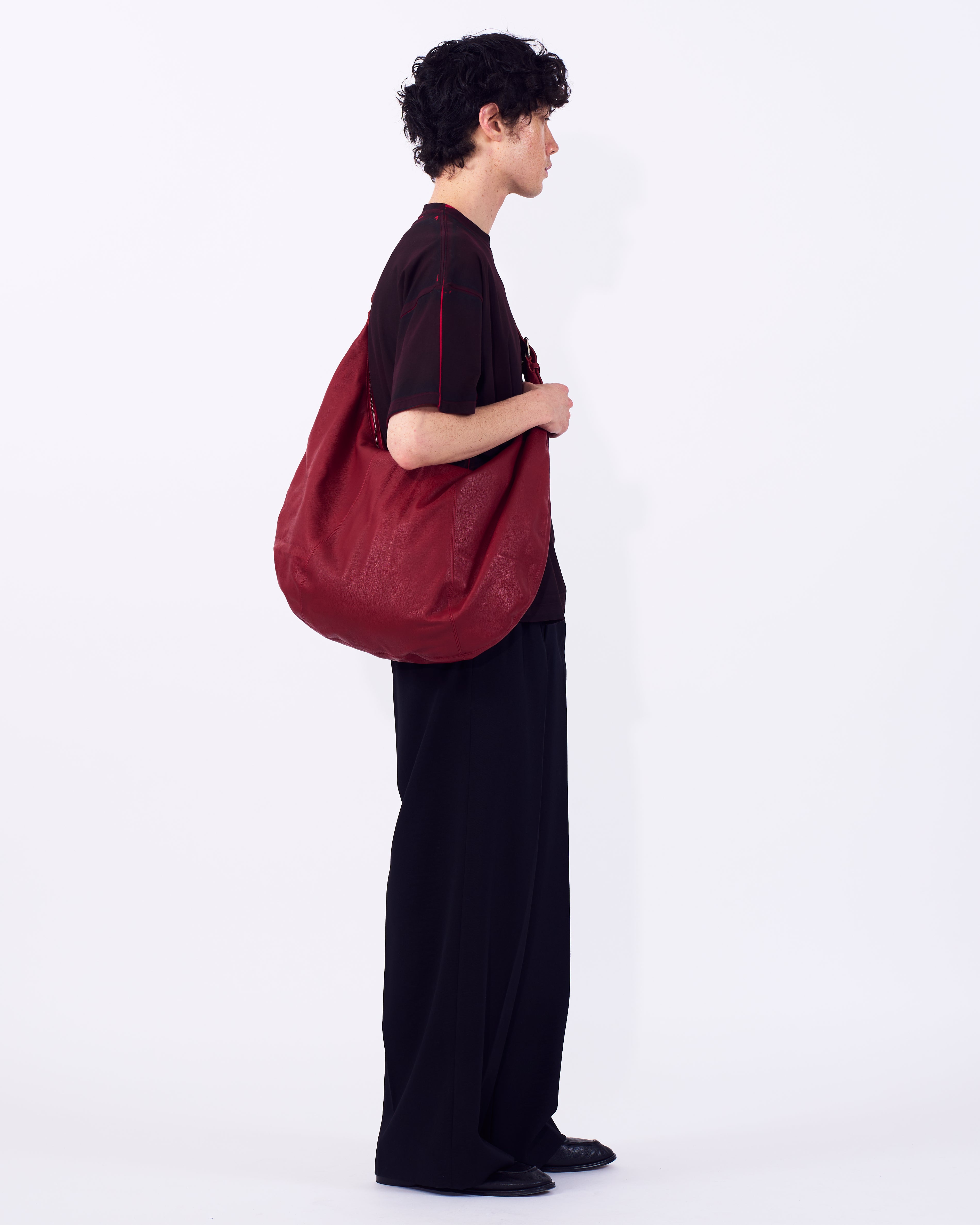 Carf Leather Circle Bag | YOKE Official Website