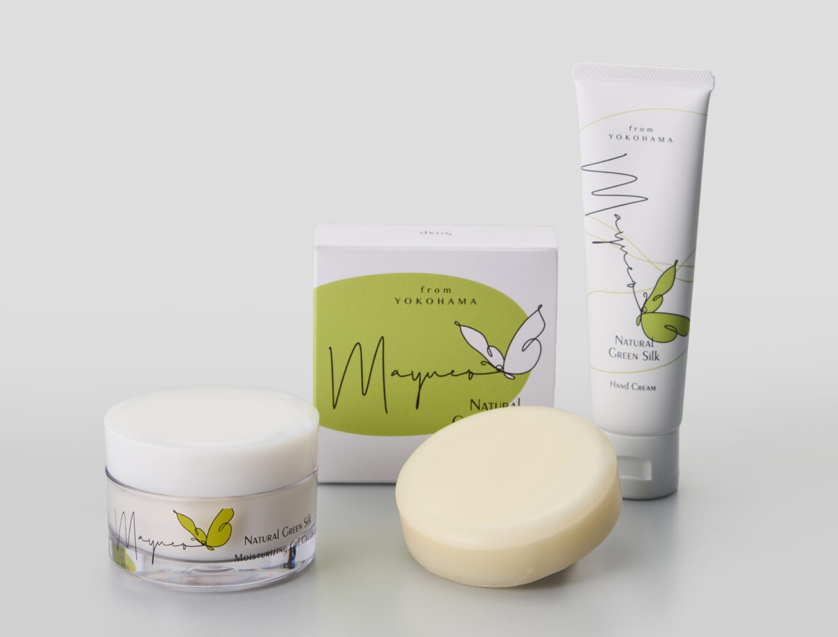 天蚕シルク配合化粧品 Mayucoシリーズ - ヨコハマ・グッズ001 横浜の