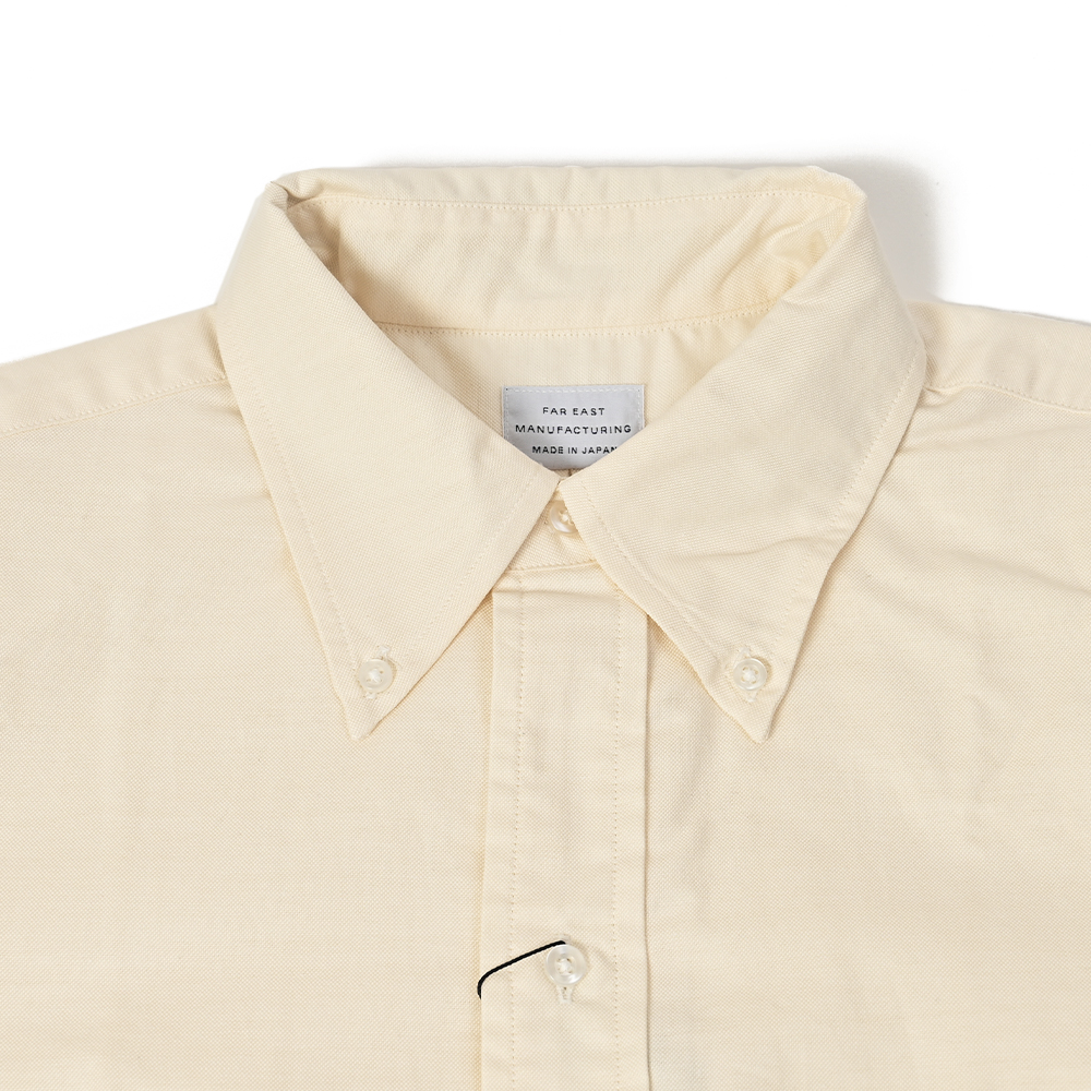 ボタンダウンシャツ ECRU Traditional Standard | よろずを継ぐもの