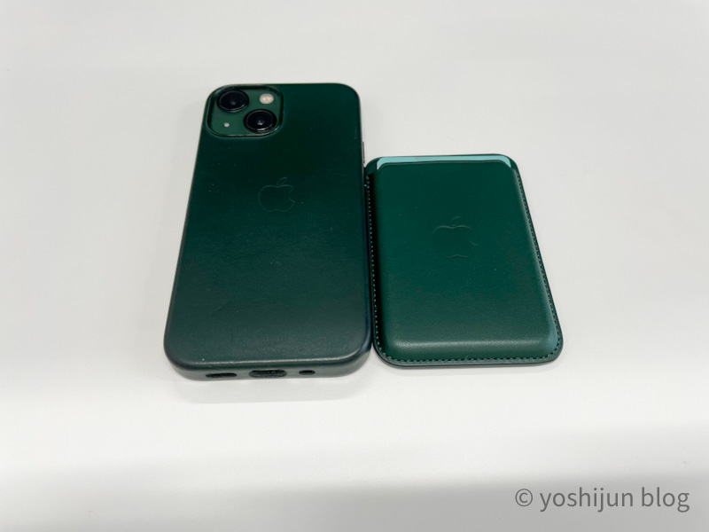 iPhone13mini 純正レザーケース】セコイアグリーンの色味が素敵すぎて