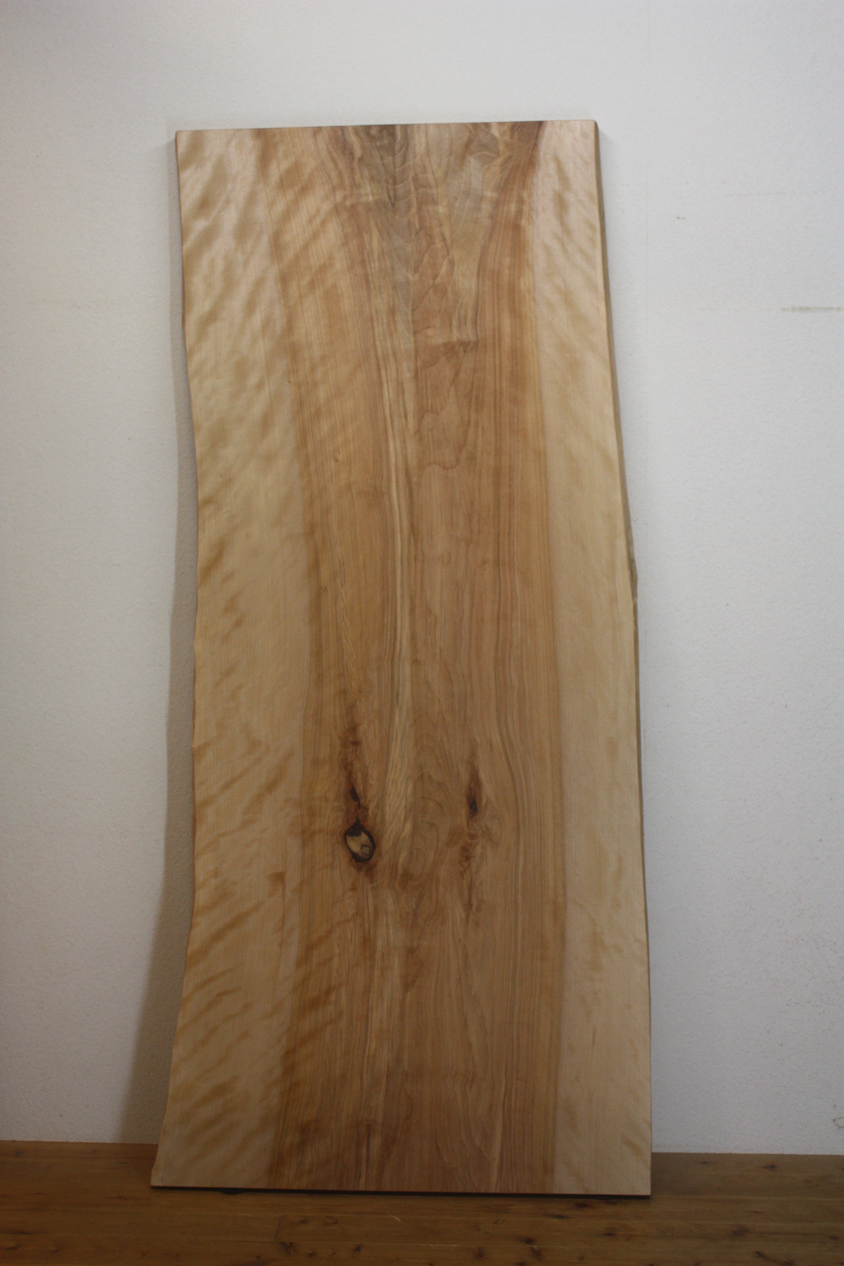 一枚板テーブル用カバ桜 | 一枚板テーブルと無垢カウンター販売の