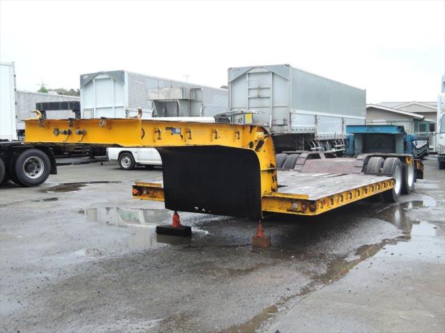 大型トレーラー - シングル引き☆299、中落ち重機トレーラーです！