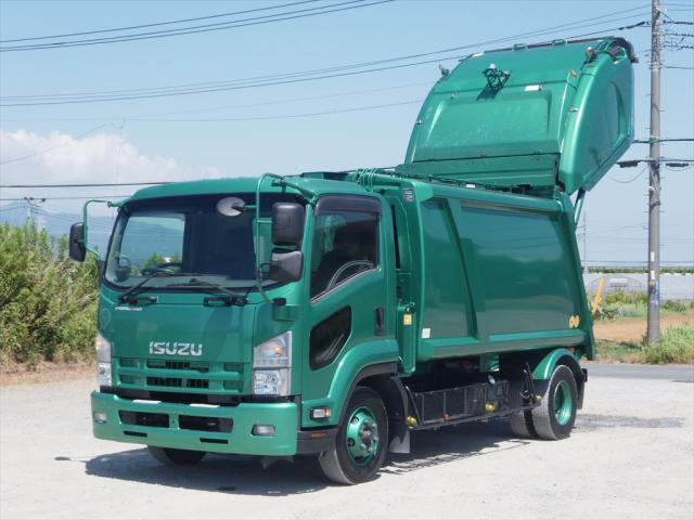 いすゞ 中型塵芥車 - ダンボール仕様☆10．2立米のプレス式パッカー