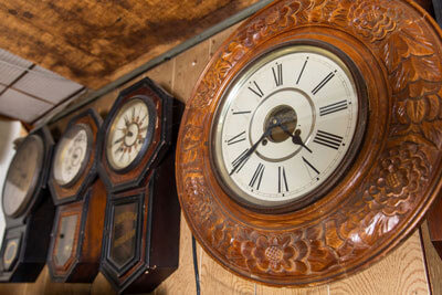 時計修理・電池交換・販売・名入れなら吉田時計店｜愛知県岡崎市