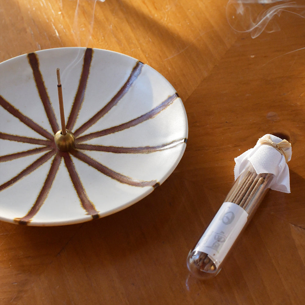 天然香木香/玻璃瓶（檀香木・沉香木） - youyouang