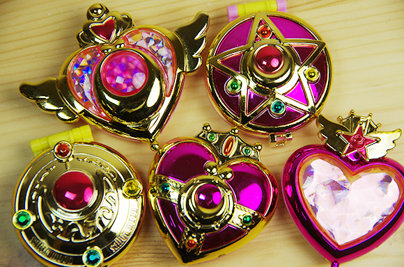 Pouch☆読プレ】美少女戦士セーラームーン「変身コンパクトミラー」5個