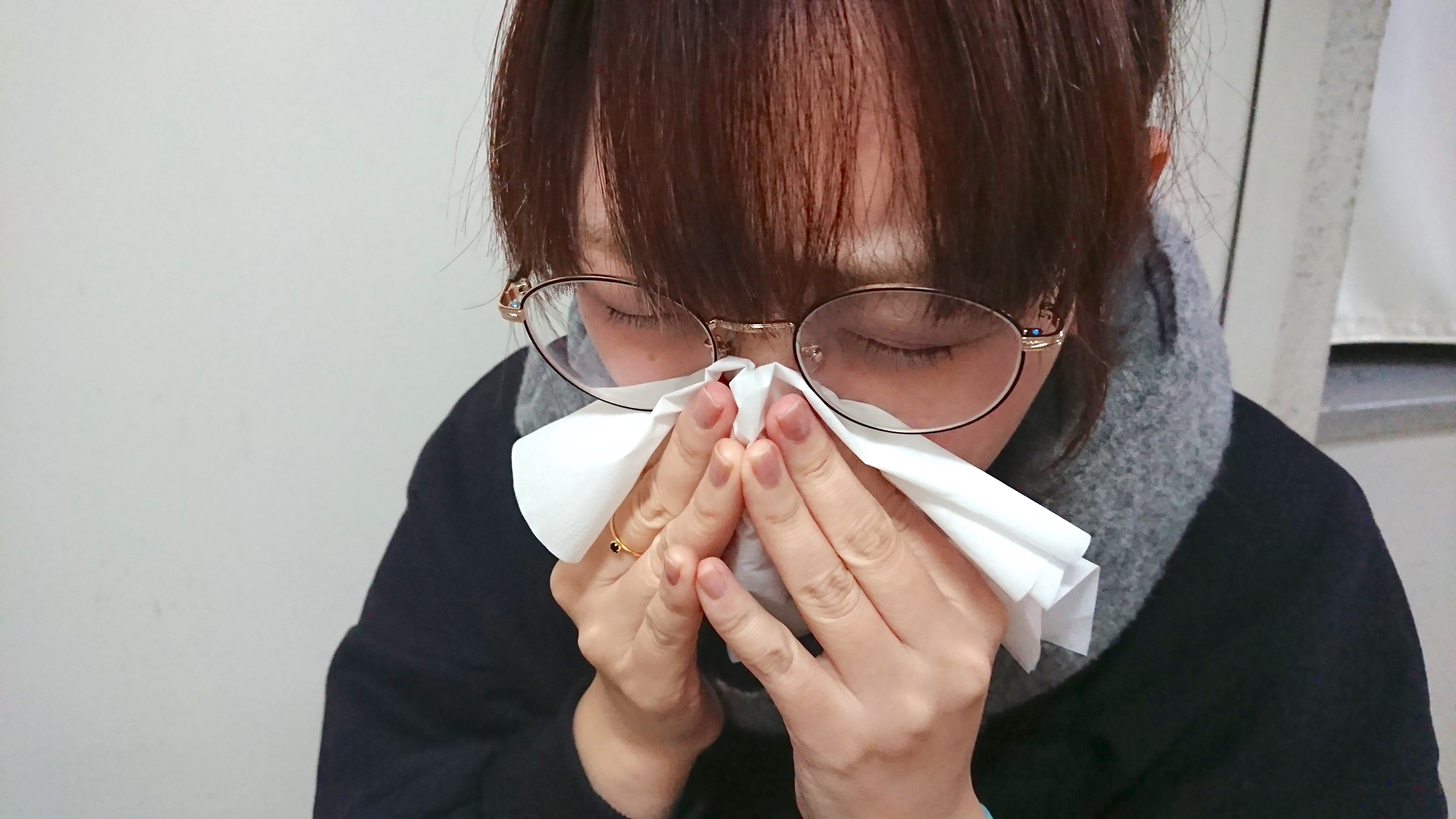 素朴な疑問】鼻をかんだティッシュ、ゴミ箱が無い場合どう処理したら