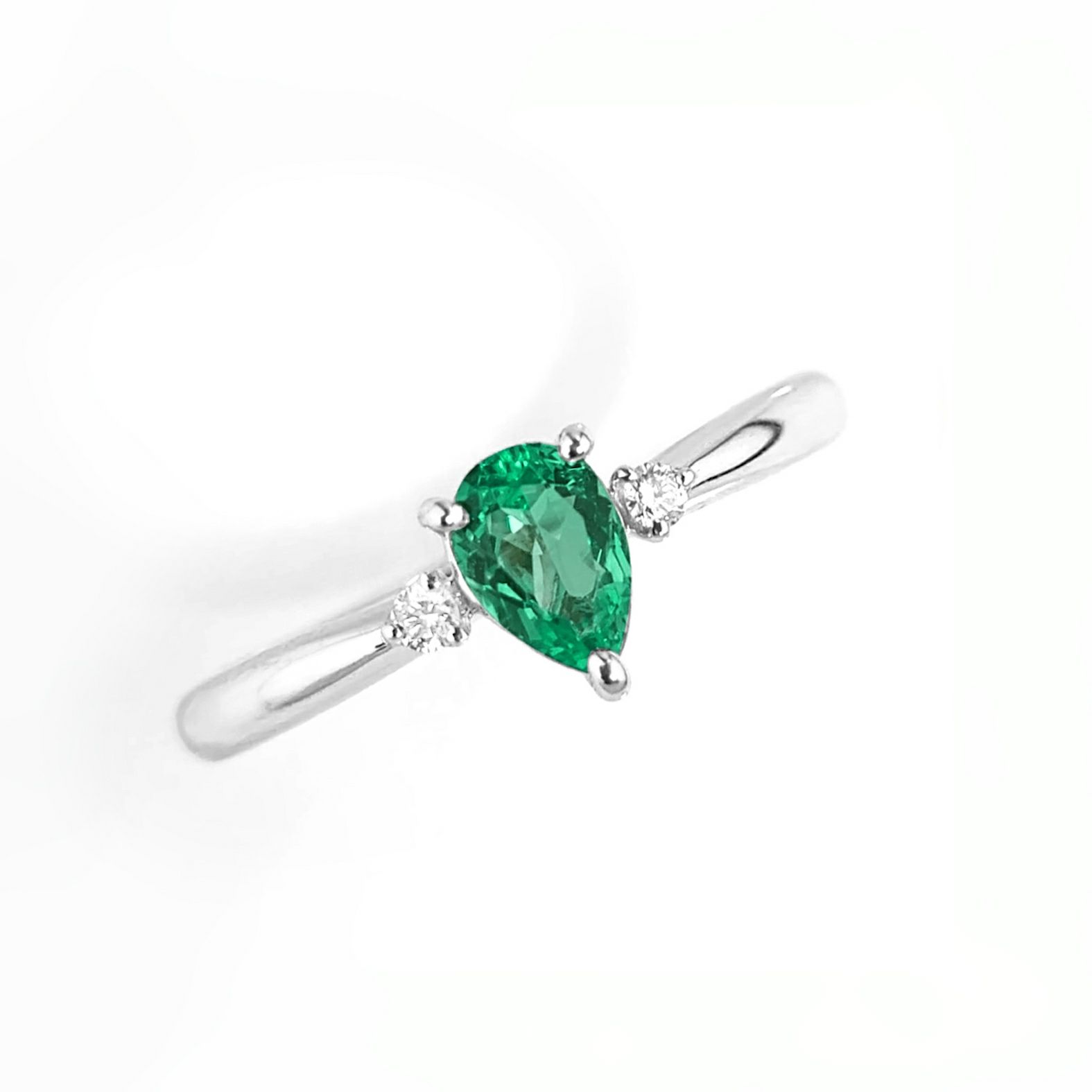 コロンビア産無処理エメラルド(ノンオイル)0.32ctプラチナリングダイヤ