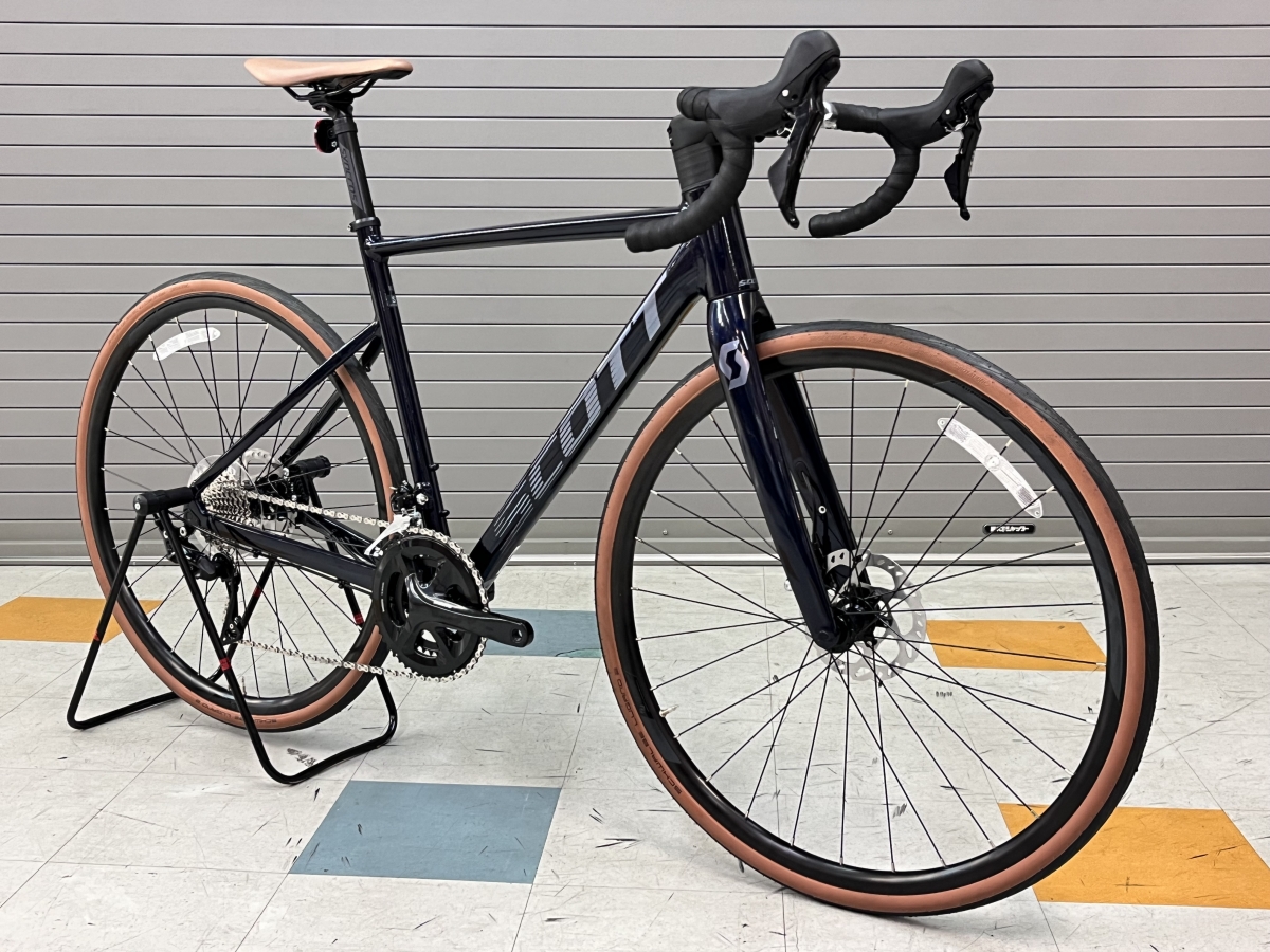 快適性と速さを持ち合わせる105コンポを搭載した『SCOTT SPEEDSTER 10