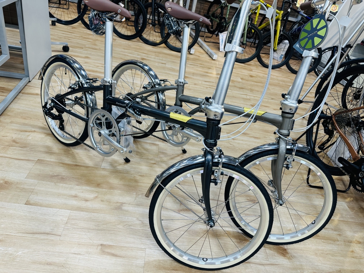 DAHON】2025年モデルのBOARDWALK D7が2色入荷しました。 | 九州で