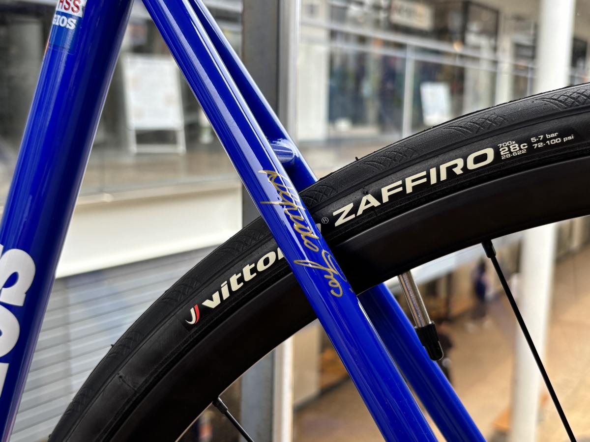 Black Friday！】最新なクロモリロード！おしゃれなカラーで溶接も