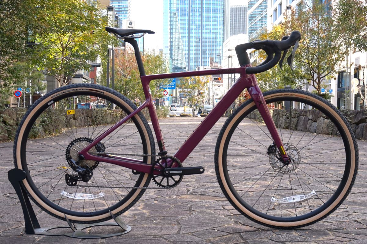 決算セール18日から！】UmboundGravelで優勝したグラベルレーサー